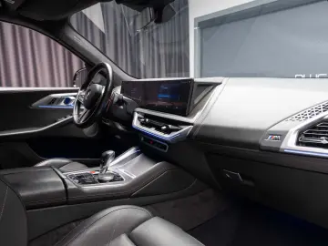 BMW XM - Iconig Glow - H&K - Massage