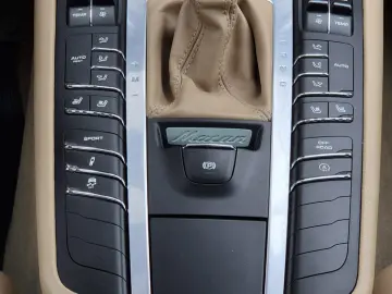 Porsche Macan 3.0 340 CP