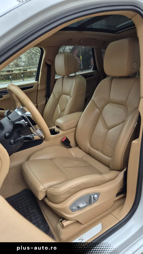 Porsche Macan 3.0 340 CP