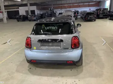 Mini Coope SE 32 6KWH 183cp