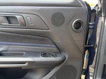 Ford Mustang 2024 - via workleto.com