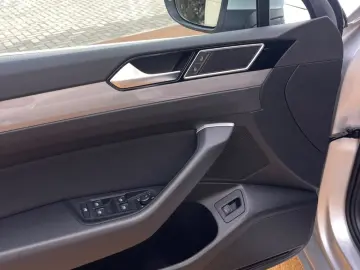 Volkswagen Passat Gen-B8-2014