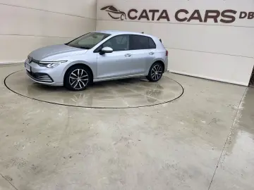 Volkswagen Golf Gen-Viii-2020