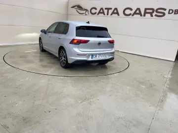 Volkswagen Golf Gen-Viii-2020