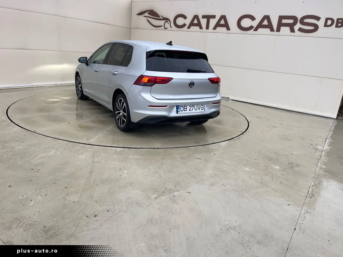 Volkswagen Golf Gen-Viii-2020