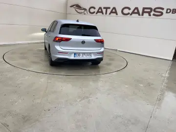 Volkswagen Golf Gen-Viii-2020