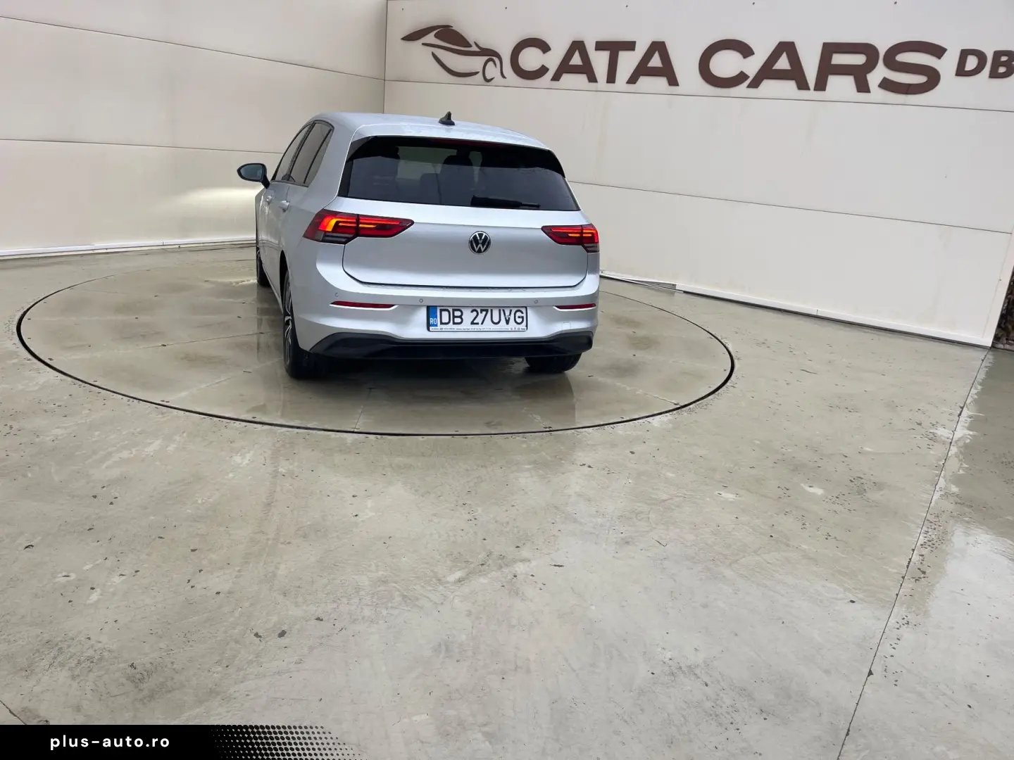 Volkswagen Golf Gen-Viii-2020