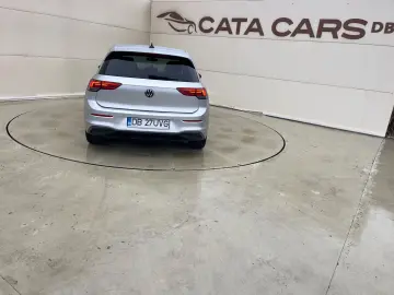 Volkswagen Golf Gen-Viii-2020