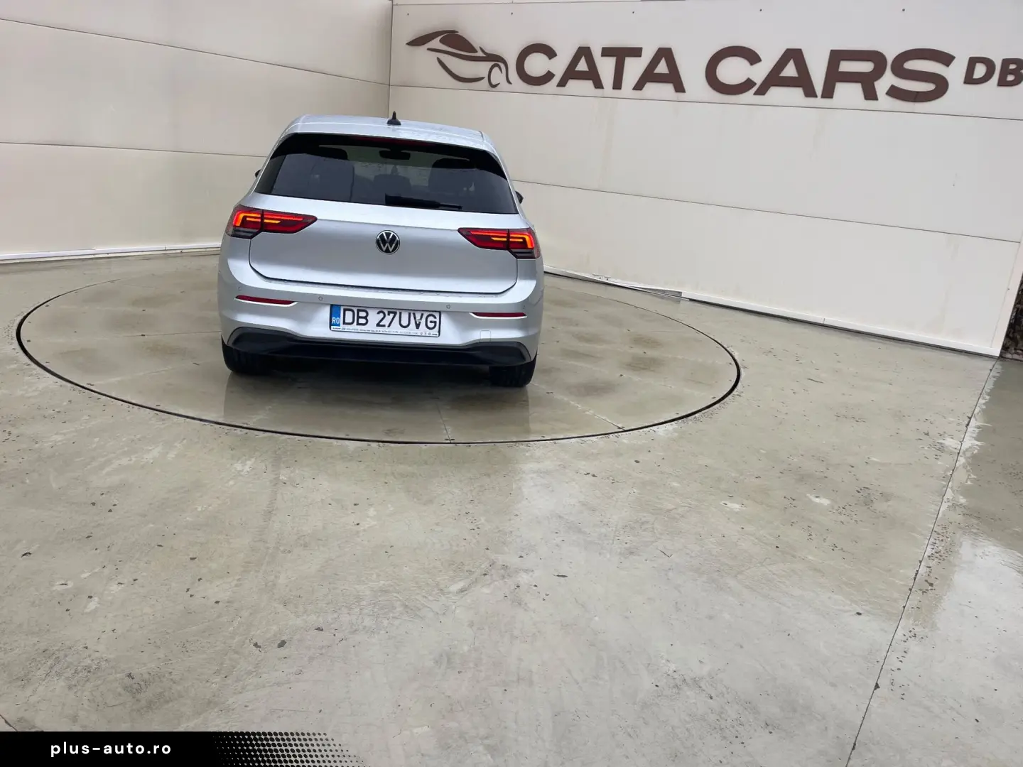 Volkswagen Golf Gen-Viii-2020