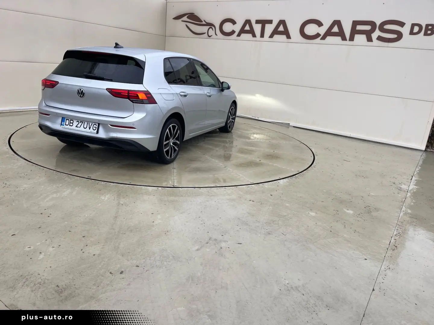 Volkswagen Golf Gen-Viii-2020