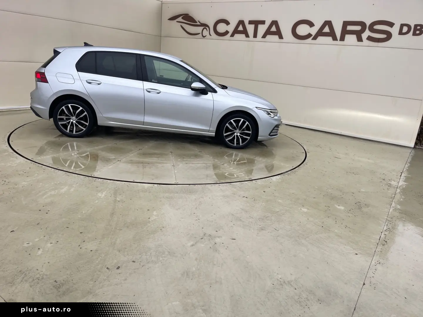 Volkswagen Golf Gen-Viii-2020