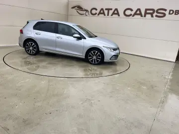 Volkswagen Golf Gen-Viii-2020