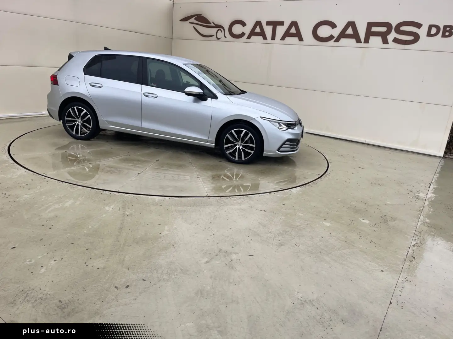 Volkswagen Golf Gen-Viii-2020