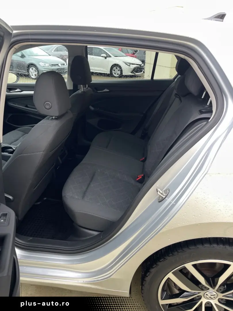 Volkswagen Golf Gen-Viii-2020