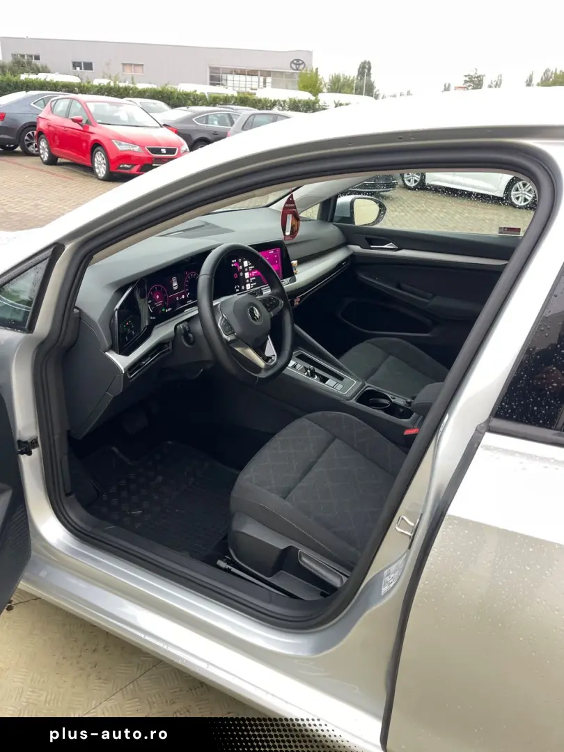 Volkswagen Golf Gen-Viii-2020