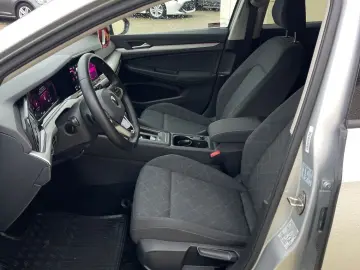 Volkswagen Golf Gen-Viii-2020