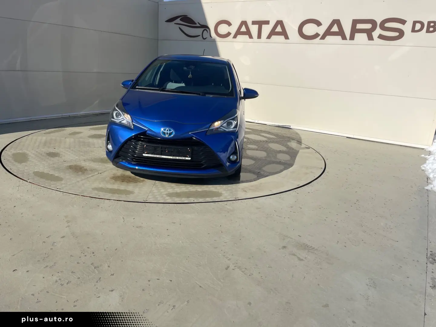 Toyota Yaris 1.5VVT  100CP Front Assist  Camera  Navi Scaune