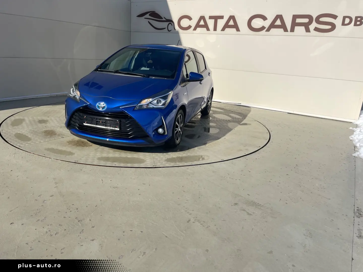 Toyota Yaris 1.5VVT  100CP Front Assist  Camera  Navi Scaune