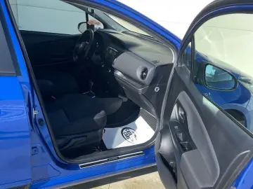 Toyota Yaris 1.5VVT  100CP Front Assist  Camera  Navi Scaune