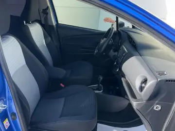 Toyota Yaris 1.5VVT  100CP Front Assist  Camera  Navi Scaune
