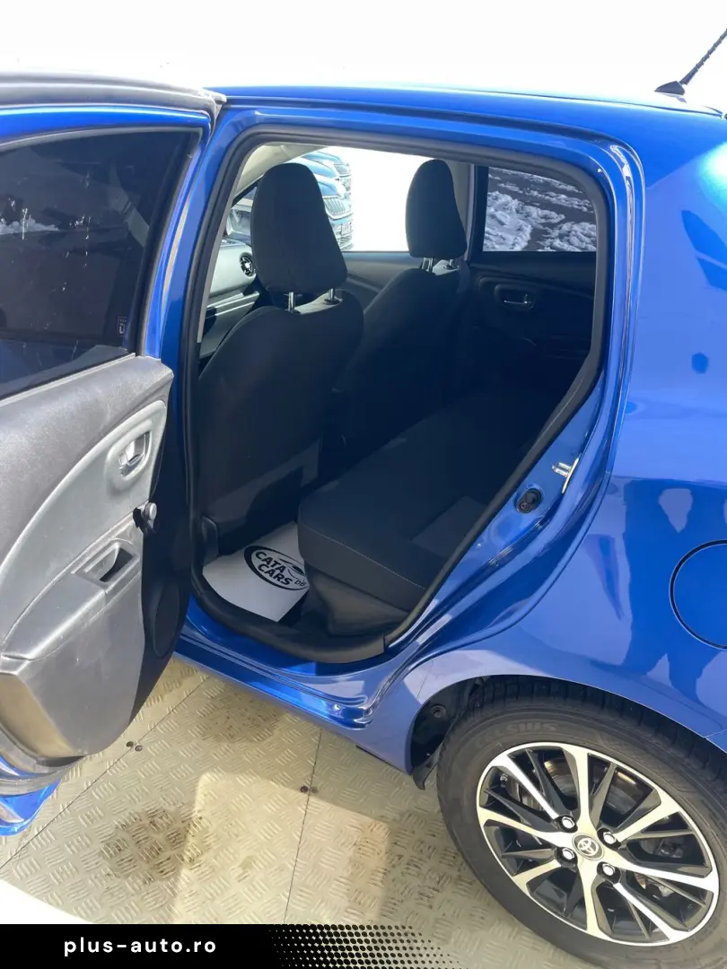 Toyota Yaris 1.5VVT  100CP Front Assist  Camera  Navi Scaune