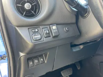 Toyota Yaris 1.5VVT  100CP Front Assist  Camera  Navi Scaune