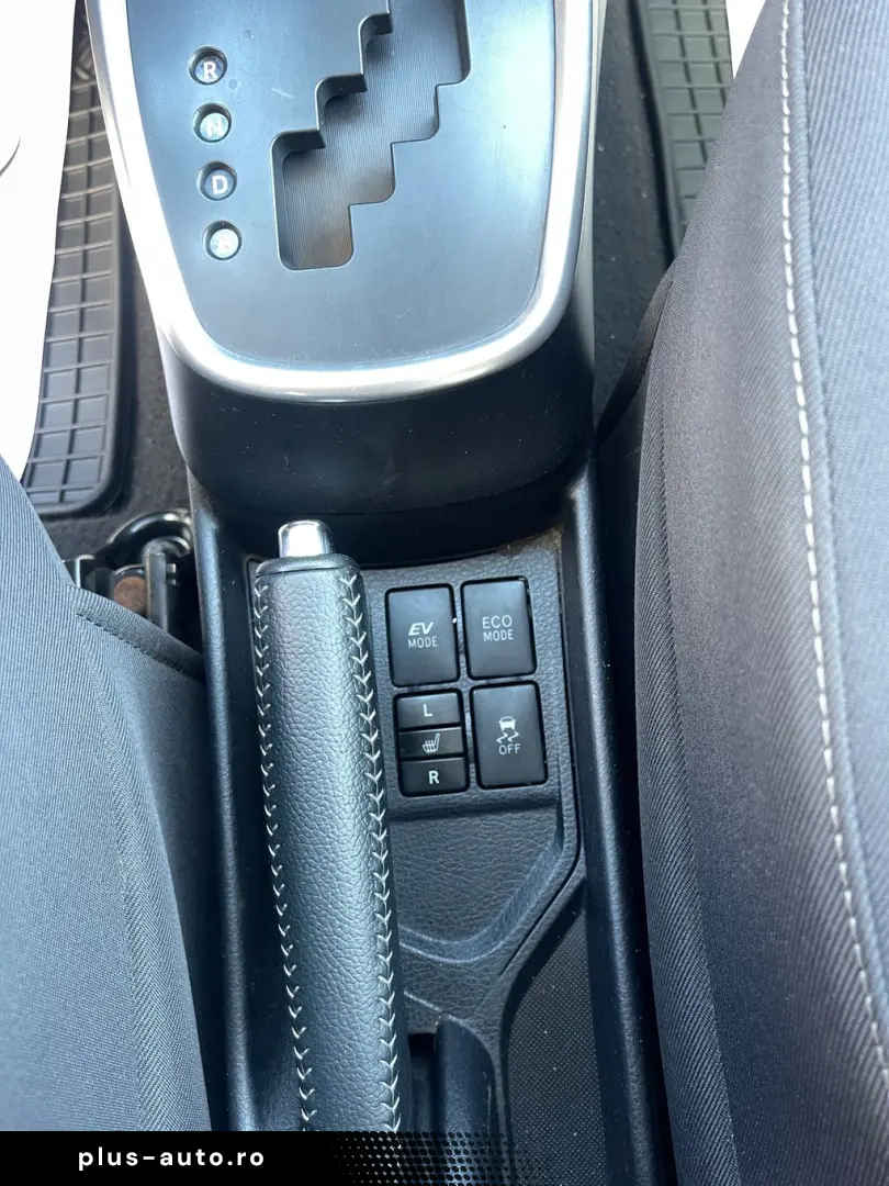 Toyota Yaris 1.5VVT  100CP Front Assist  Camera  Navi Scaune