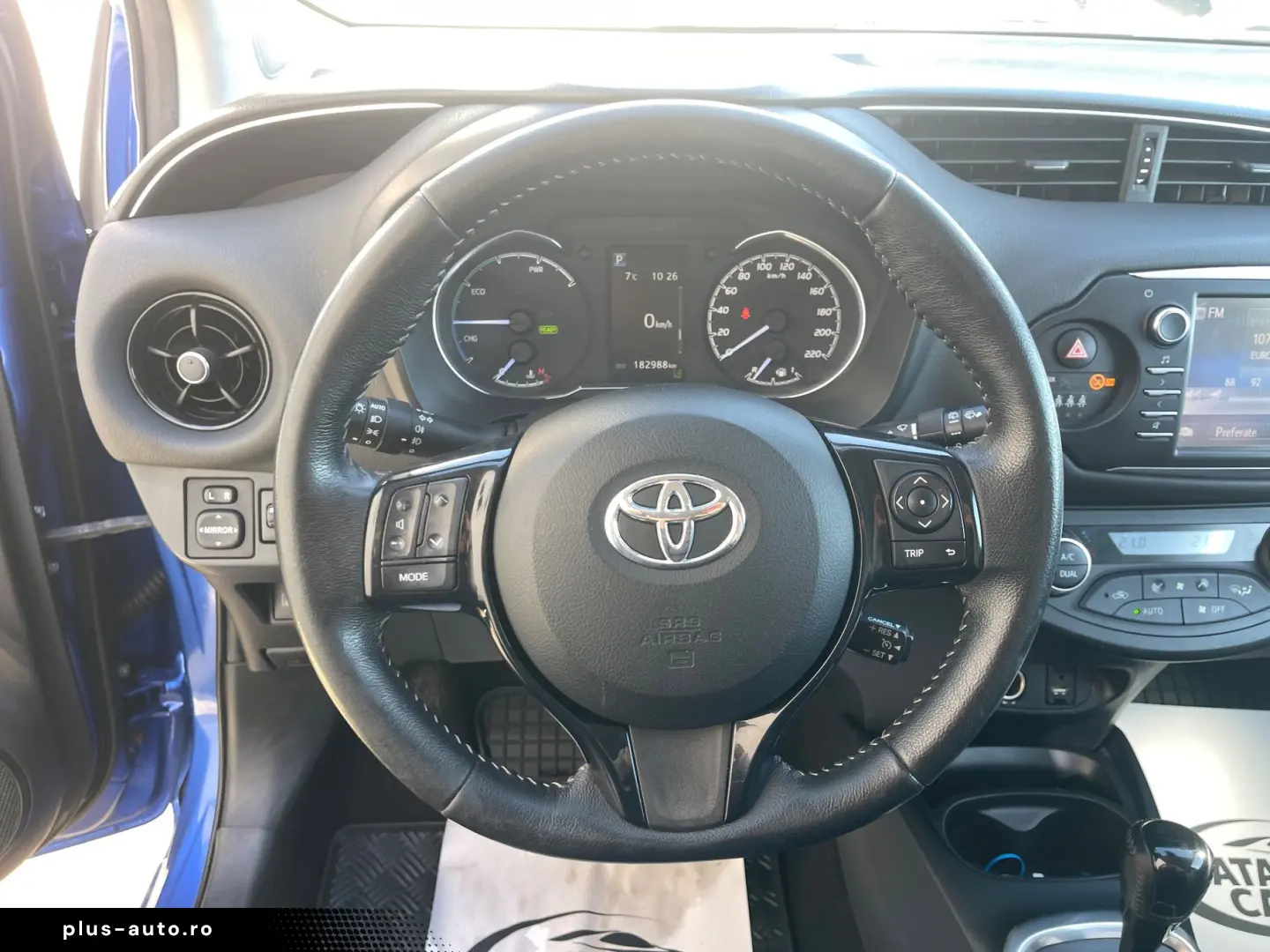 Toyota Yaris 1.5VVT  100CP Front Assist  Camera  Navi Scaune