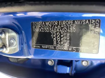 Toyota Yaris 1.5VVT  100CP Front Assist  Camera  Navi Scaune