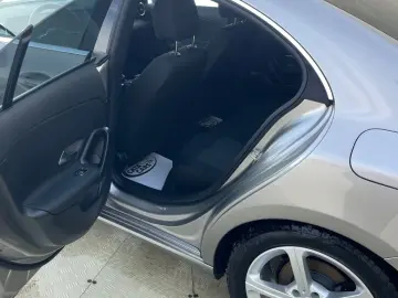 Mercedes-Benz Cla-180 Gen-C118-2019