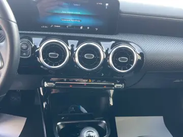 Mercedes-Benz Cla-180 Gen-C118-2019
