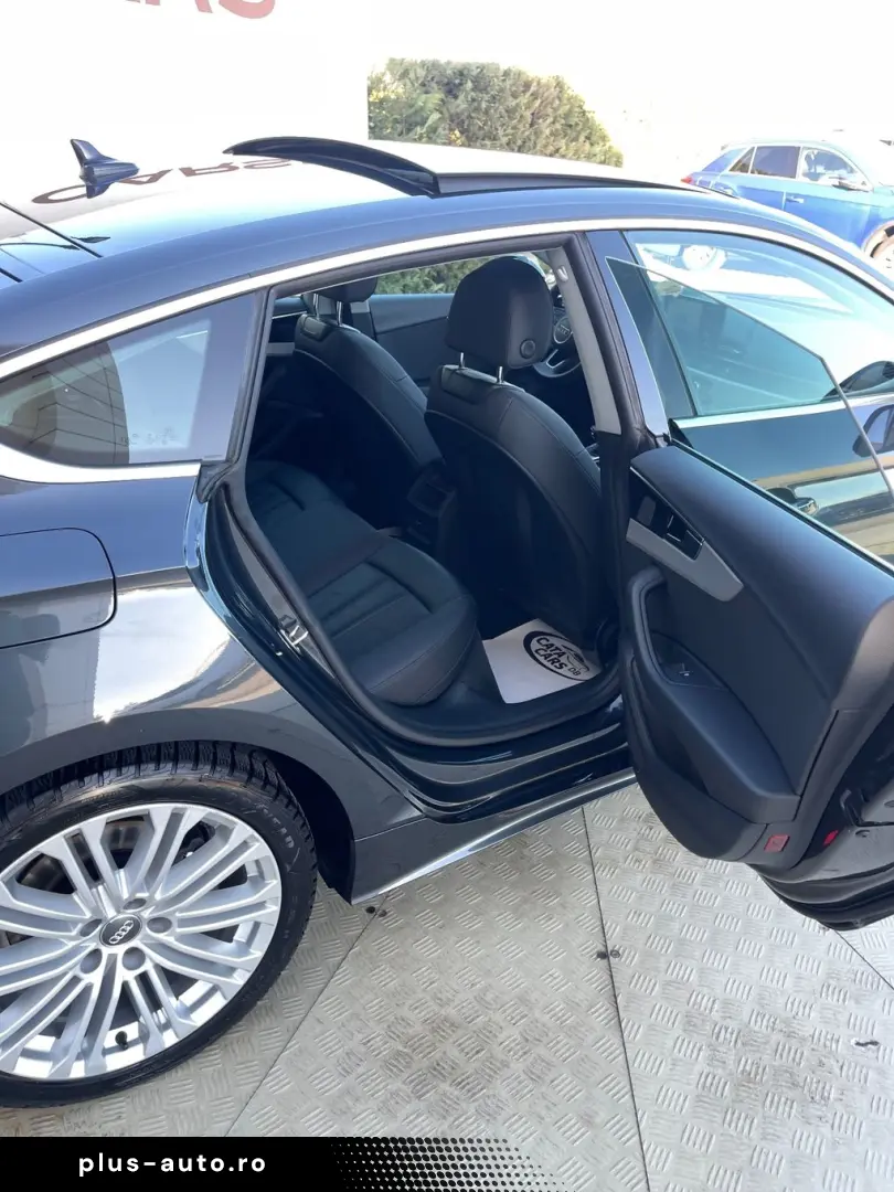 Audi A5 30TDI  Matrix  Panoramic  Camera  Cockpit  Navi  Pie