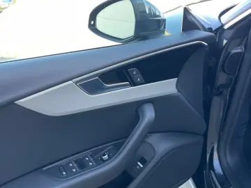 Audi A5 30TDI  Matrix  Panoramic  Camera  Cockpit  Navi  Pie