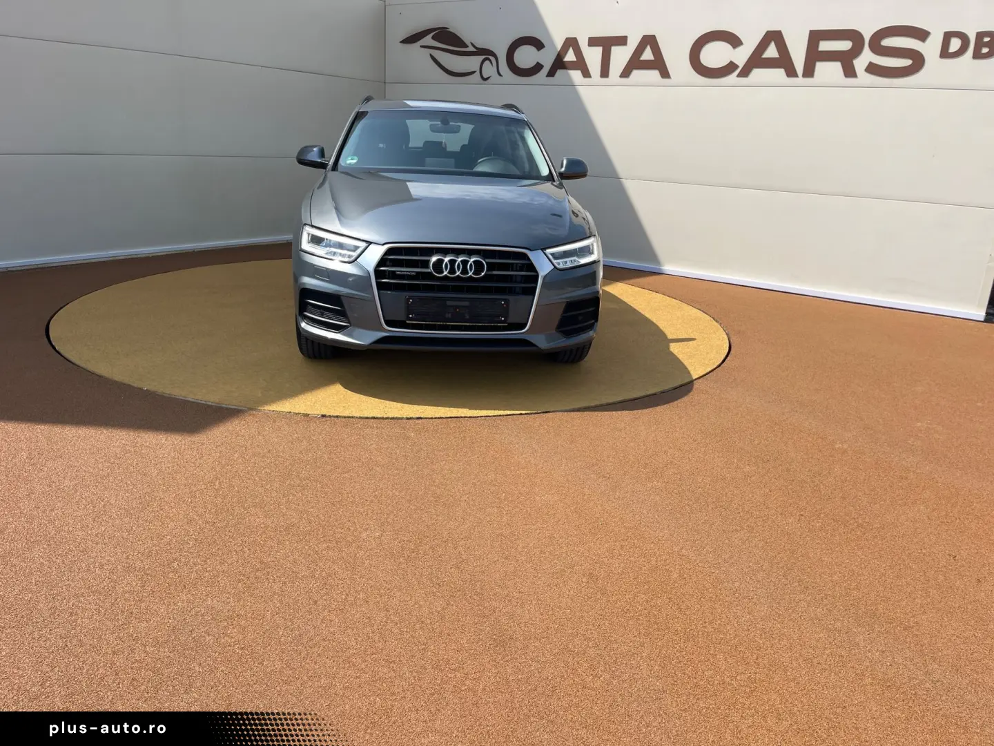 Audi Q3 2.0TDI  150CP  Quattro  LED  Navi  Keyless  Pilot  P
