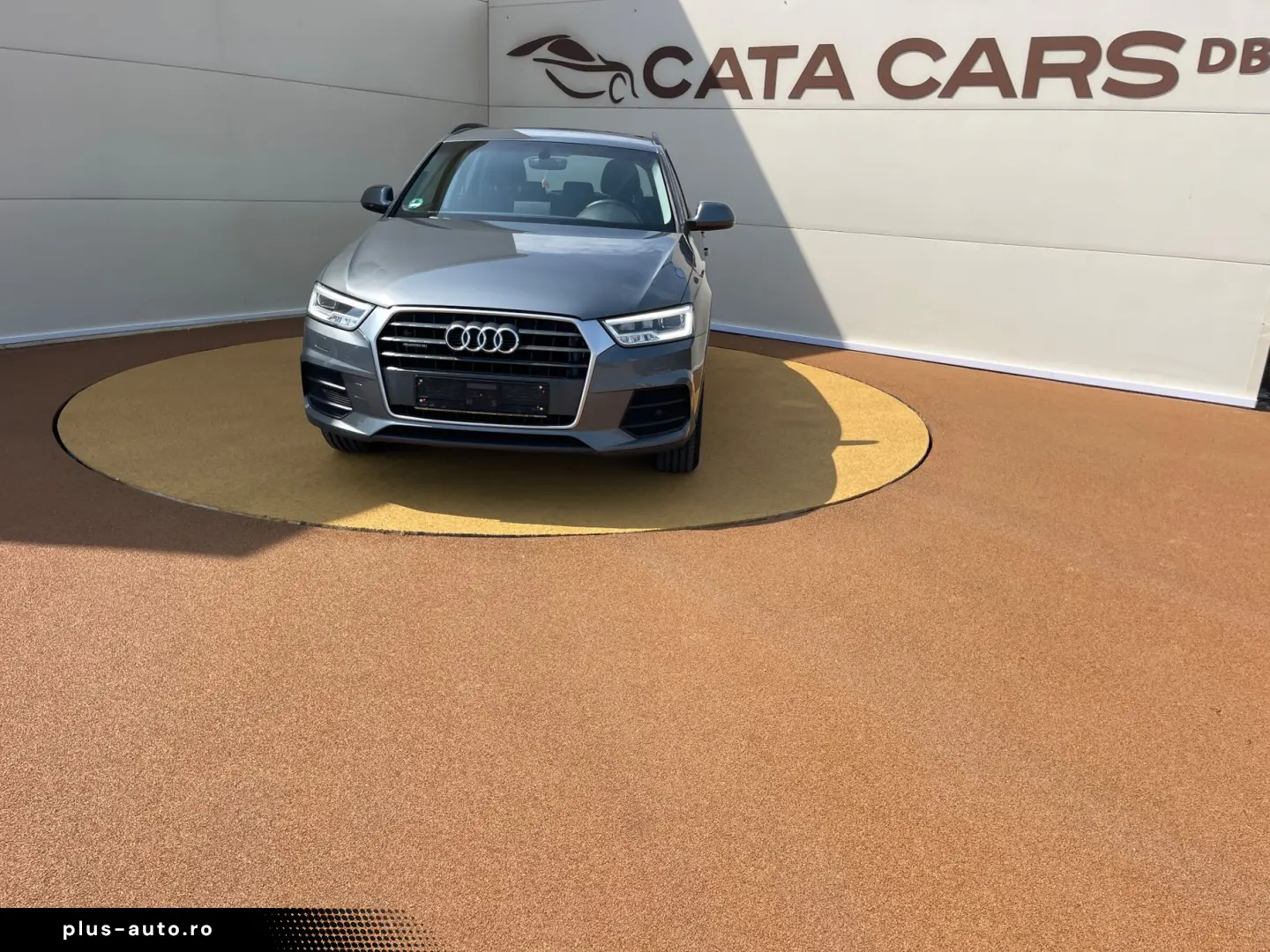 Audi Q3 2.0TDI  150CP  Quattro  LED  Navi  Keyless  Pilot  P