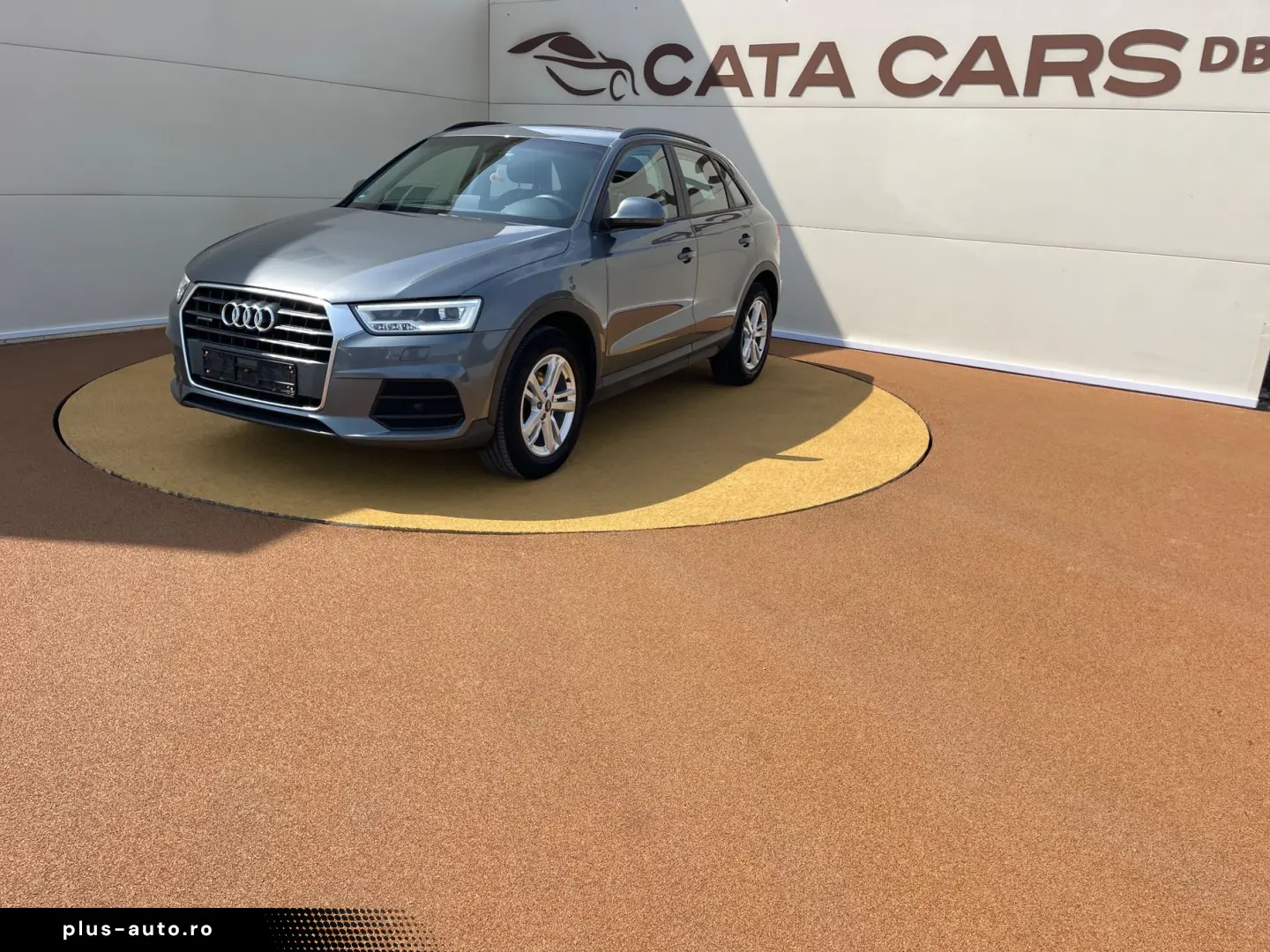 Audi Q3 2.0TDI  150CP  Quattro  LED  Navi  Keyless  Pilot  P