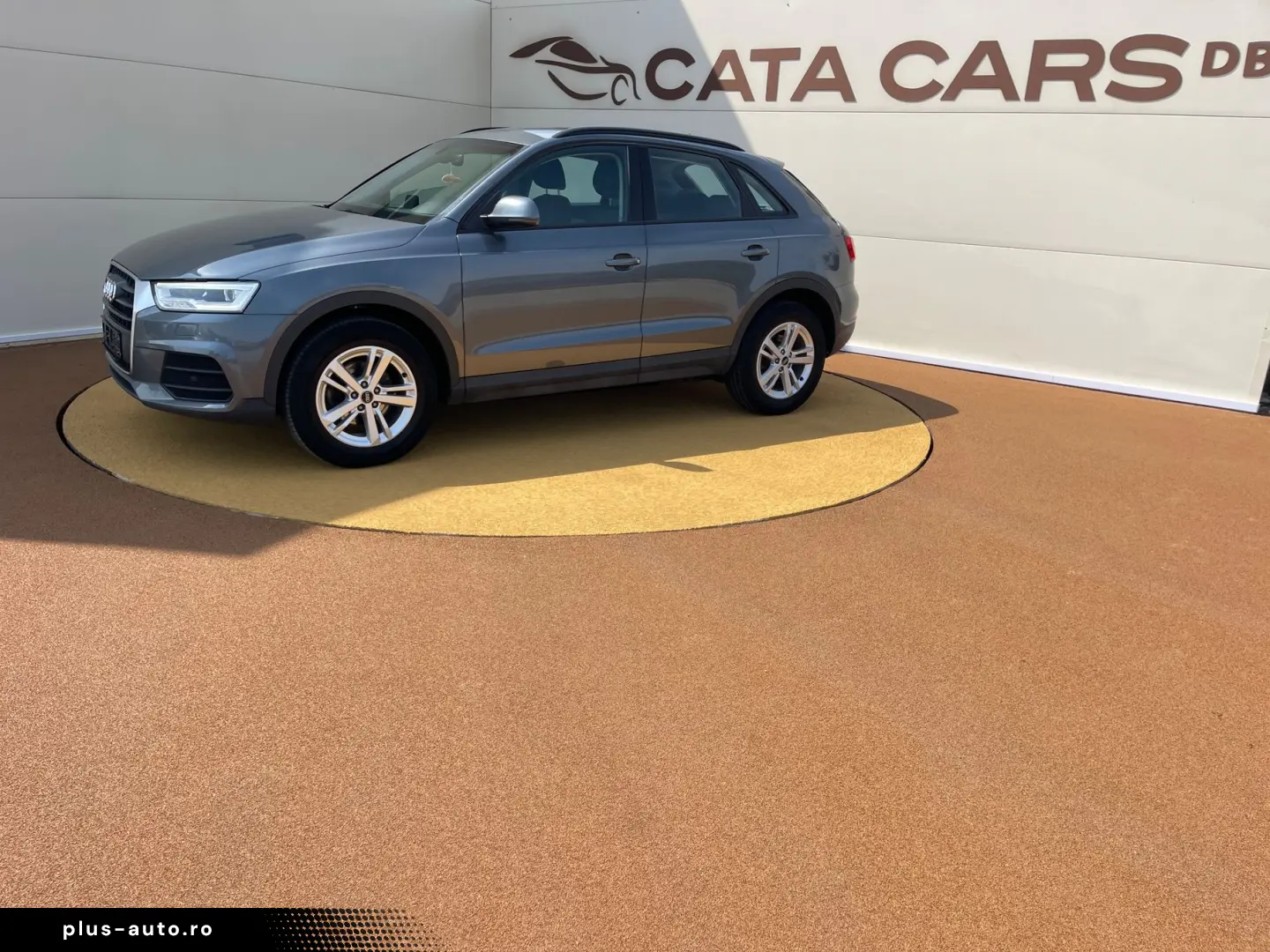 Audi Q3 2.0TDI  150CP  Quattro  LED  Navi  Keyless  Pilot  P