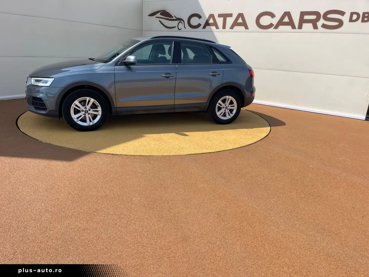 Audi Q3 2.0TDI  150CP  Quattro  LED  Navi  Keyless  Pilot  P