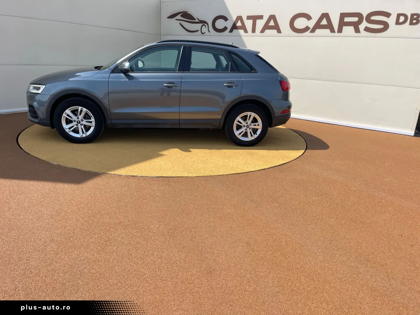 Audi Q3 2.0TDI  150CP  Quattro  LED  Navi  Keyless  Pilot  P