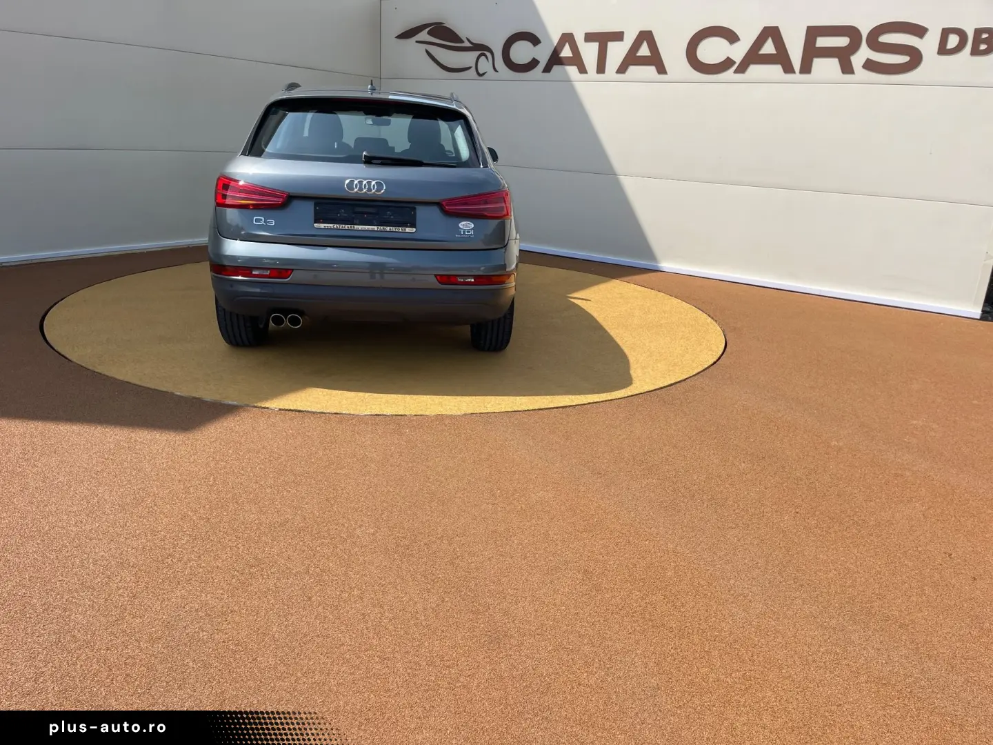 Audi Q3 2.0TDI  150CP  Quattro  LED  Navi  Keyless  Pilot  P