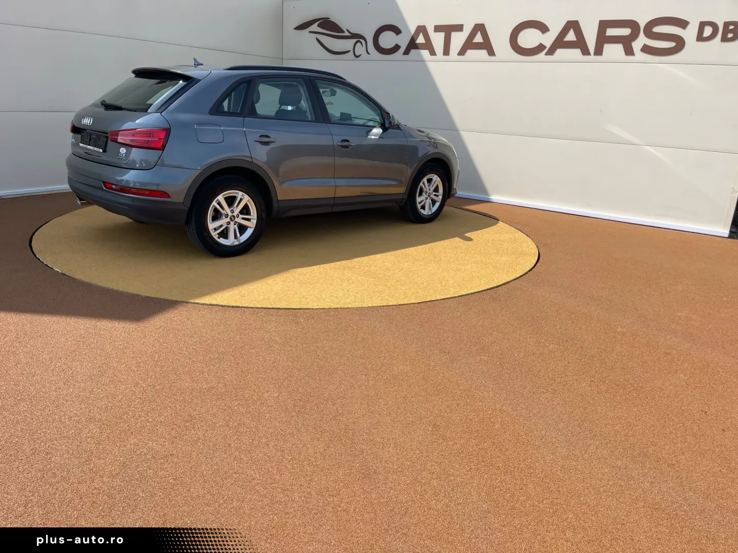 Audi Q3 2.0TDI  150CP  Quattro  LED  Navi  Keyless  Pilot  P