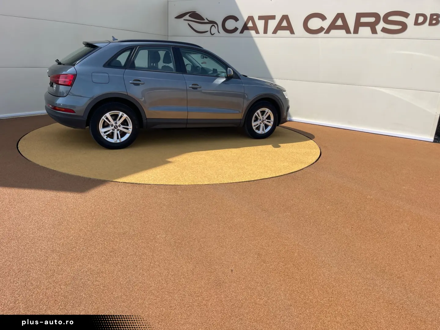 Audi Q3 2.0TDI  150CP  Quattro  LED  Navi  Keyless  Pilot  P