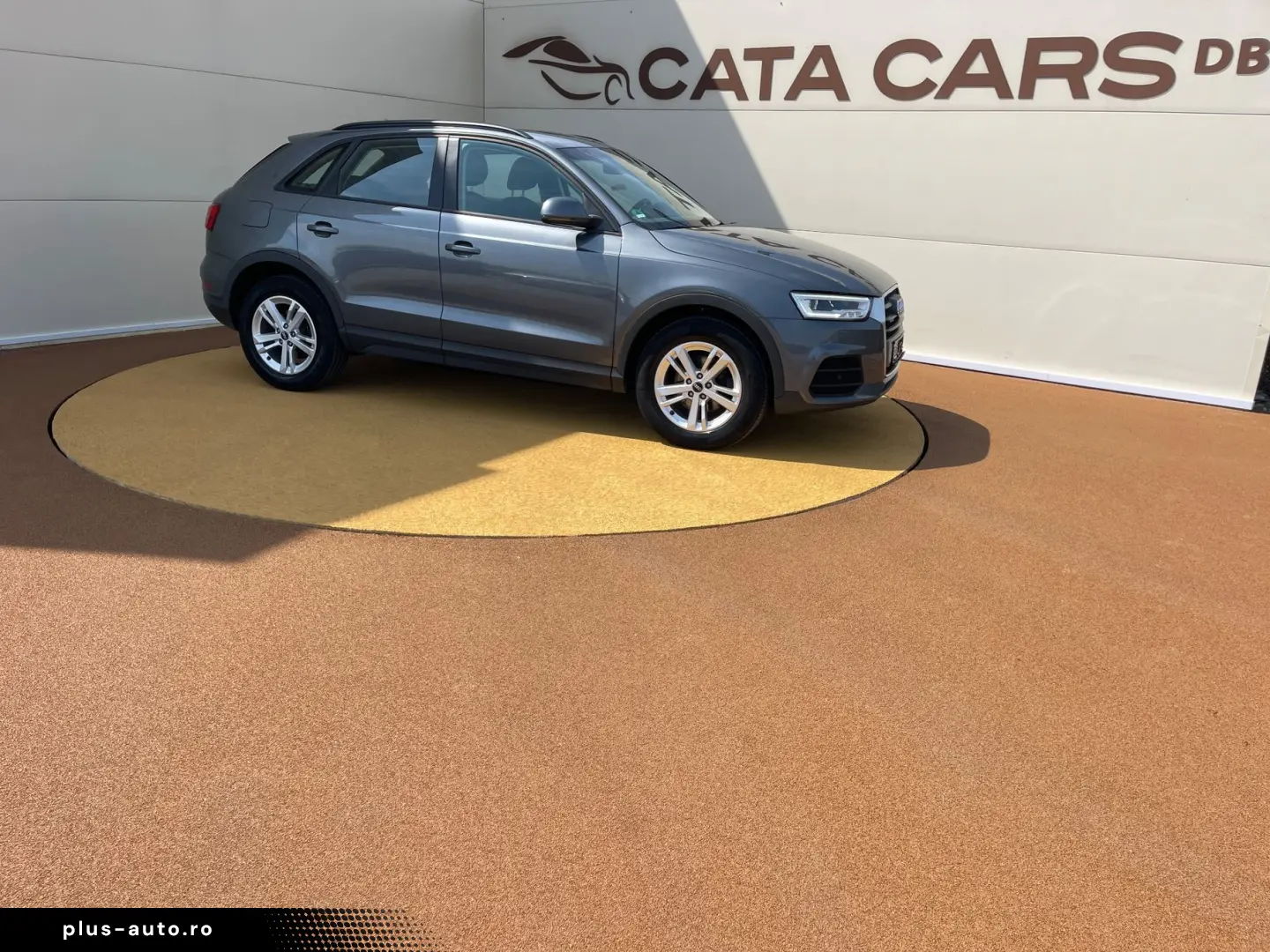 Audi Q3 2.0TDI  150CP  Quattro  LED  Navi  Keyless  Pilot  P