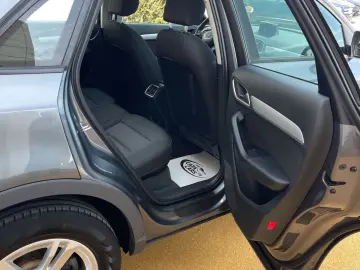 Audi Q3 2.0TDI  150CP  Quattro  LED  Navi  Keyless  Pilot  P