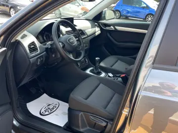 Audi Q3 2.0TDI  150CP  Quattro  LED  Navi  Keyless  Pilot  P