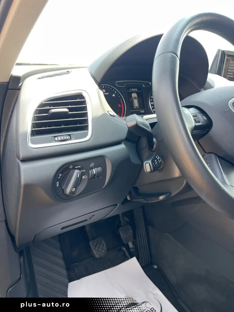 Audi Q3 2.0TDI  150CP  Quattro  LED  Navi  Keyless  Pilot  P