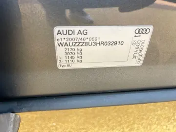 Audi Q3 2.0TDI  150CP  Quattro  LED  Navi  Keyless  Pilot  P