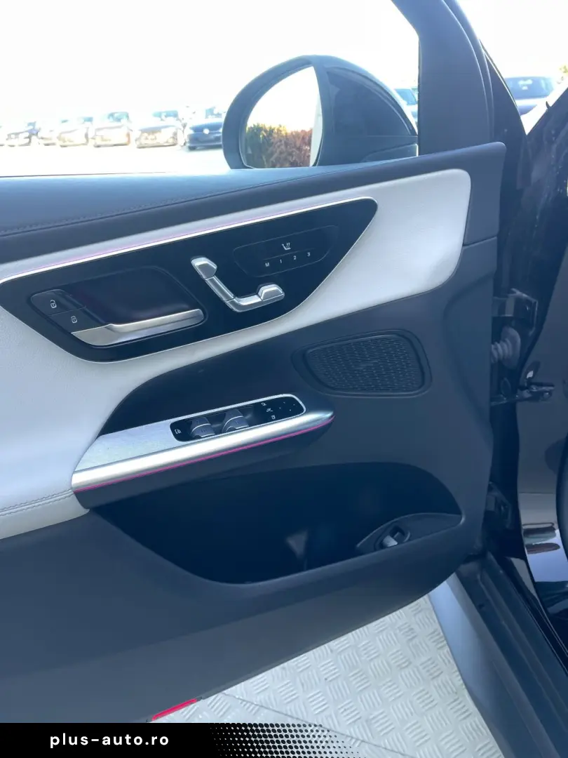 MERCEDES-BENZ GLC 2023 — imagine 32