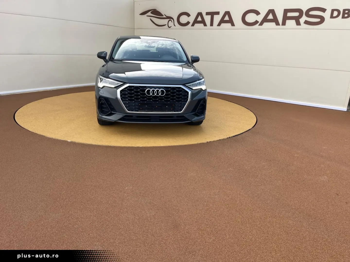 Audi Q3 SPORTBACK  35TFSI  150CP  Matrix  Cockpit  Navi  Car