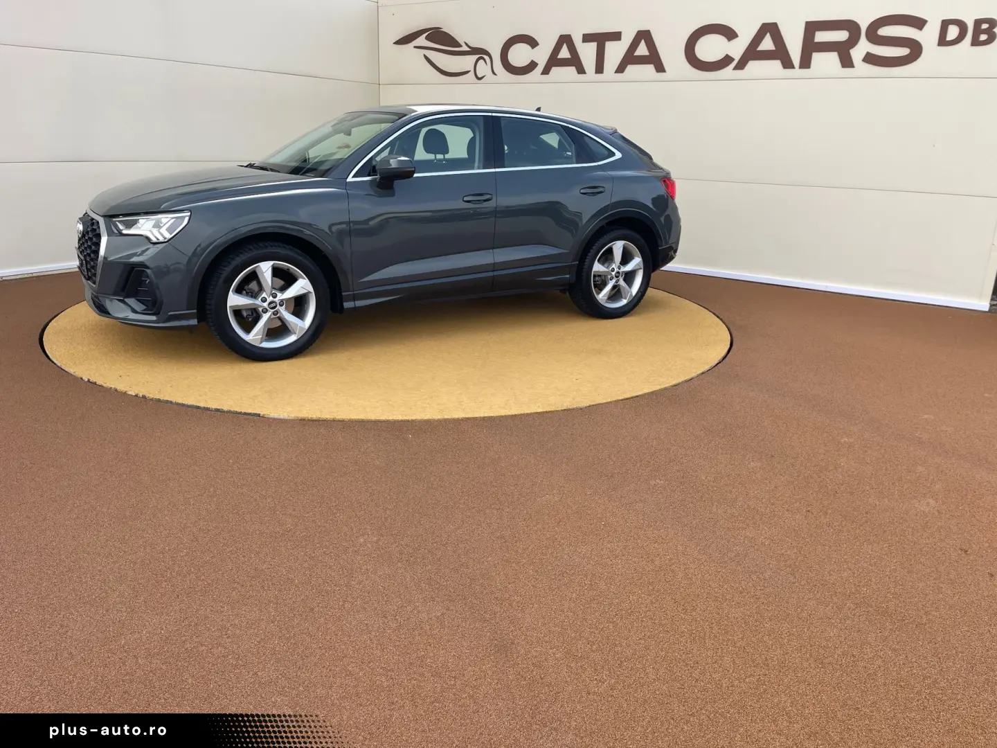 Audi Q3 SPORTBACK  35TFSI  150CP  Matrix  Cockpit  Navi  Car